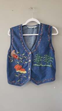 90s Vintage Cottagecore Embroidered Denim Vest Size M
